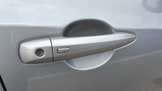 Nissan Juke 1.0 DiG-T N-Connecta 5dr Petrol Hatchback